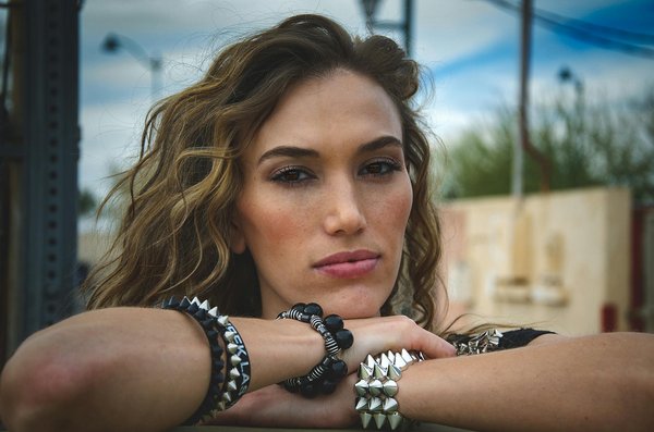 What are the best hair care tips for UK women in varying climates?